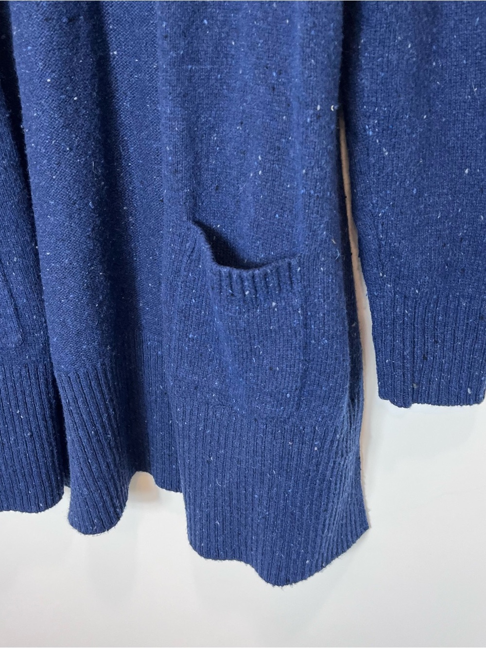 L.L. Bean Women's Navy Blue Open Front Long Cardigan Sweater Wool Blend Large - Picture 4 of 5